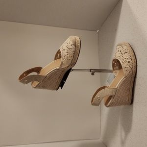 Ann Taylor Loft wedges